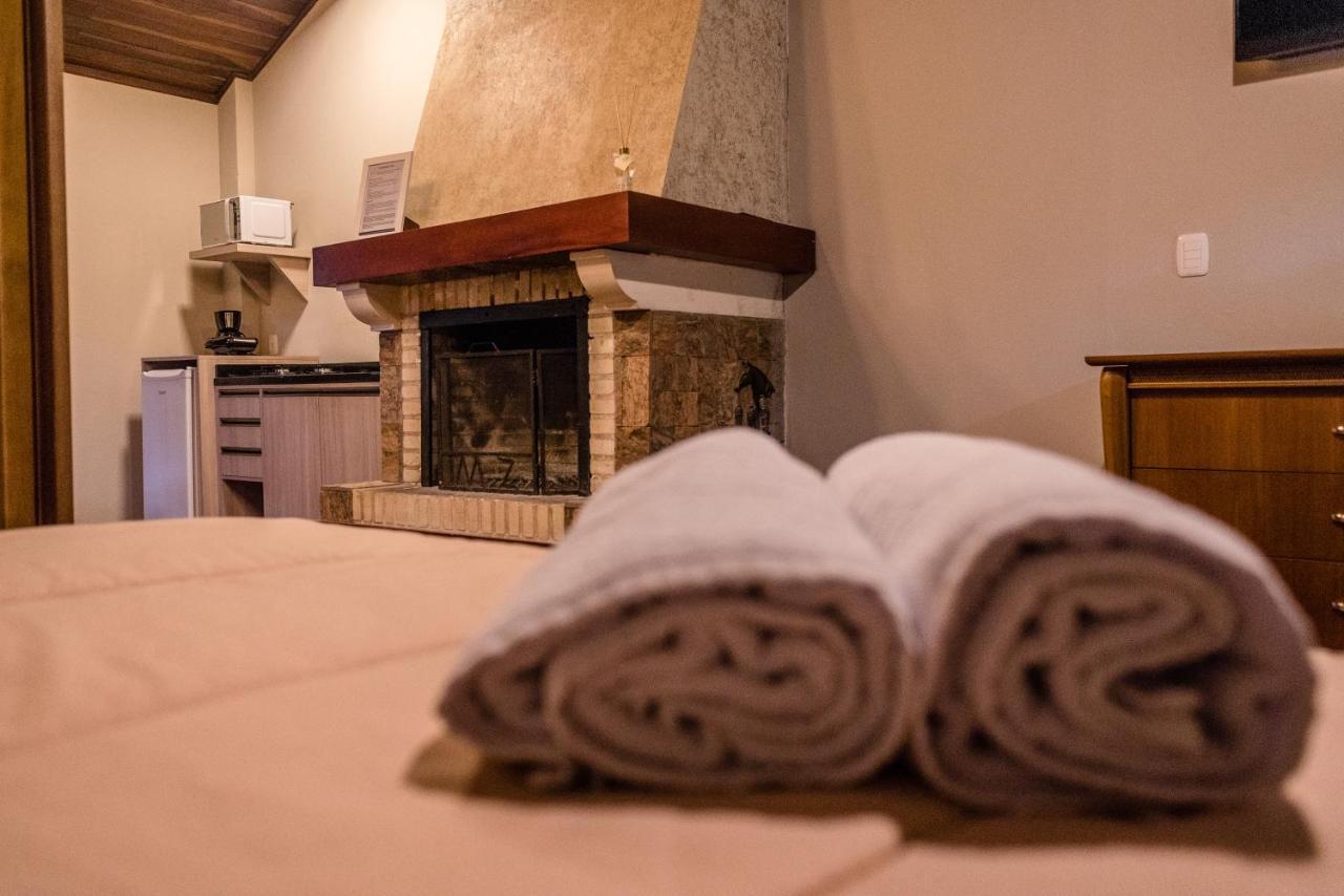 Hospedagem Vila Suica Hotel Gramado Eksteriør billede